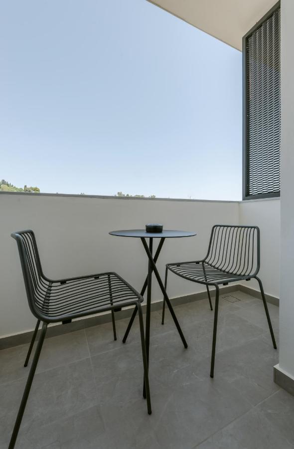 Bitzaro Boutique Hotel Закинтос Екстериор снимка