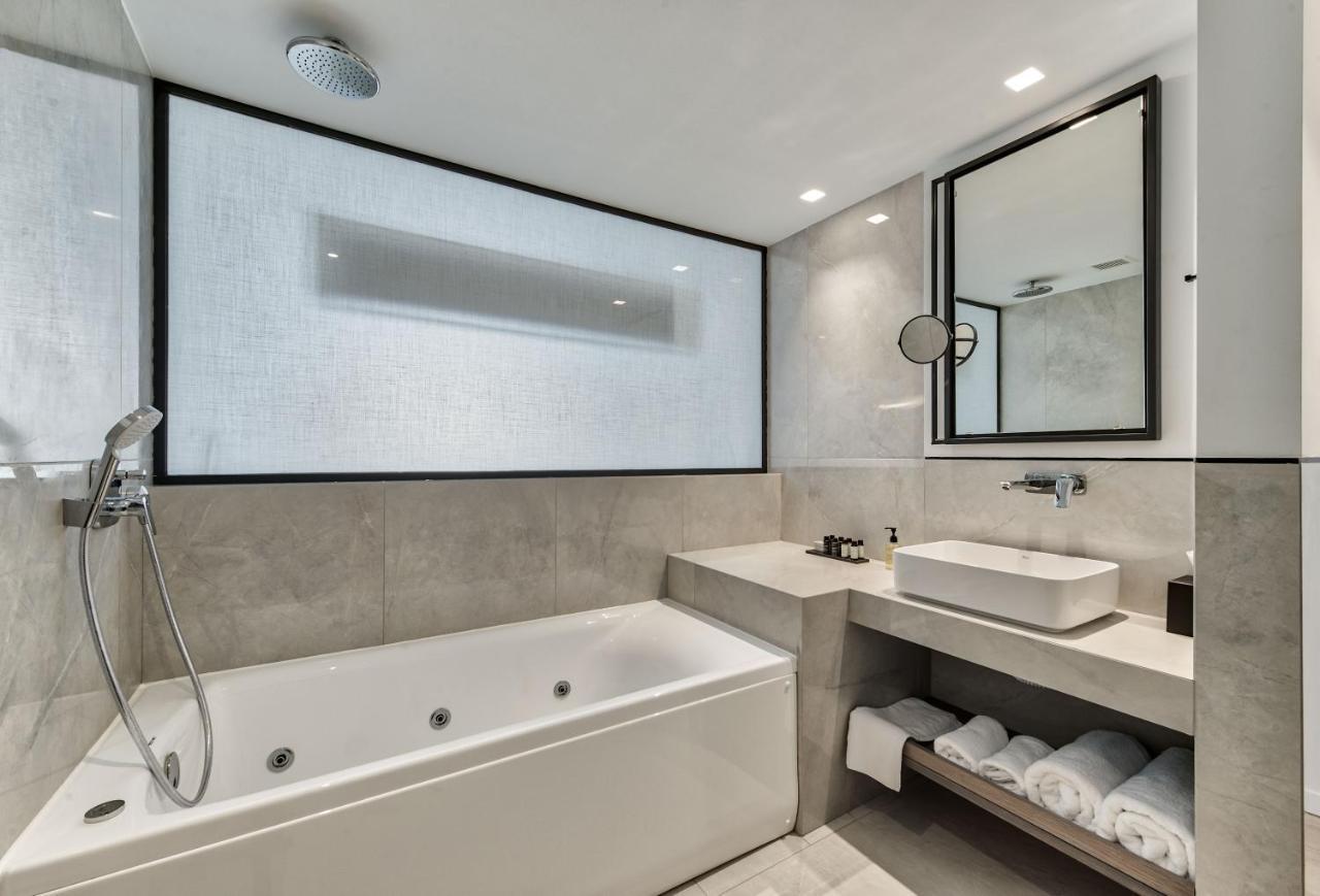 Bitzaro Boutique Hotel Закинтос Екстериор снимка